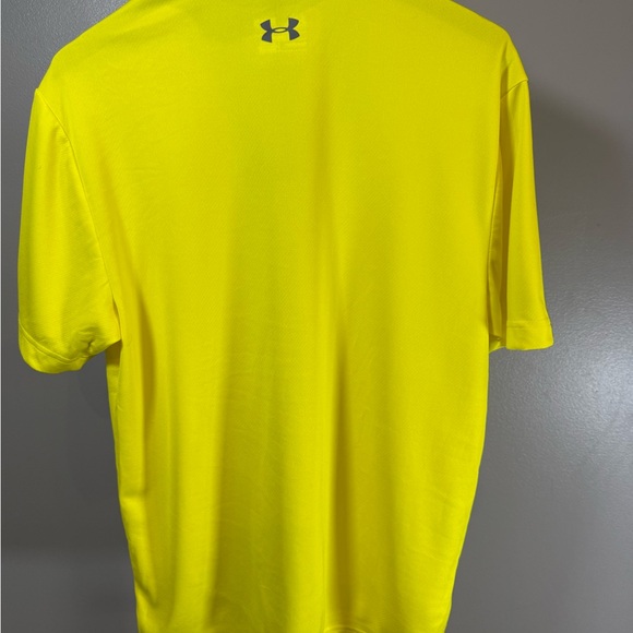 Under Armour Men’s Neon Yellow Polo with Dark Contrast Trim Size Medium - Picture 3 of 5